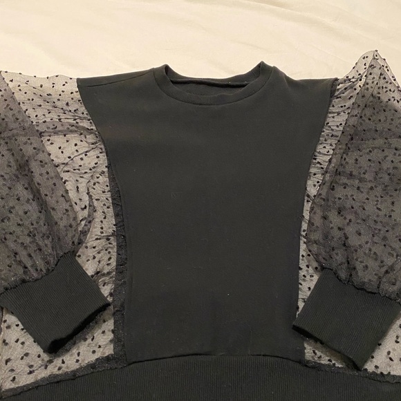 Black top with sheer arms and sides - Picture 4 of 5